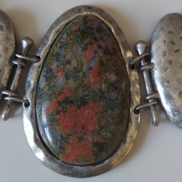 Stunning Unikite Jasper - Picture 2 of 11